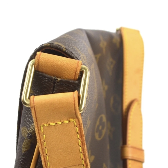 Authentic Louis Vuitton Musette Salsa GM Messengar Bag - Picture 5 of 12